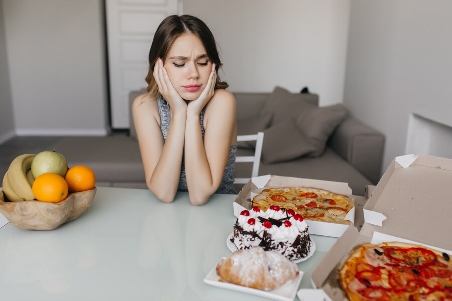 Cara Membedakan Lapar dan Emotional Hunger